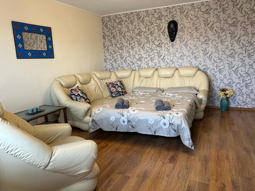 Harmony Luisa Apartment #Enjoy#Otopeni# מראה חיצוני תמונה
